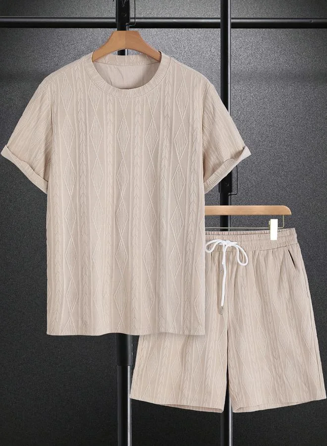 تايك تو طقم تيشيرت بأكمام قصيرة ونسيج بارز وشورت